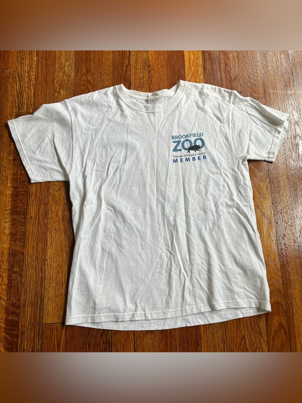 Brookfield Zoo graphic t shirt with back graphic